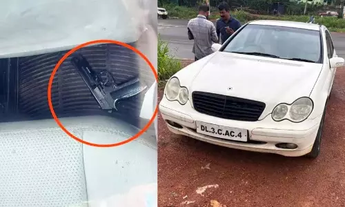 Kerala : दो दिन से खड़ी दिल्ली में पंजीकृत कार में बंदूक मिली