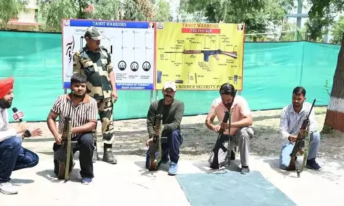 BSF ने जम्मू में ग्राम रक्षा रक्षकों के लिए विशेष प्रशिक्षण आयोजित किया