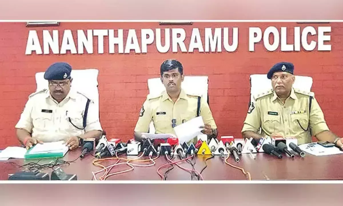 Andhra: अनंतपुर में छात्र हत्या का मामला सुलझा Andhra: अनंतपुर में छात्र हत्या का मामला सुलझा