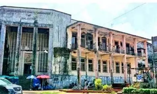 Margao की ढहती सरकारी इमारतें सार्वजनिक सुरक्षा के लिए ख़तरा Margao की ढहती सरकारी इमारतें सार्वजनिक सुरक्षा के लिए ख़तरा