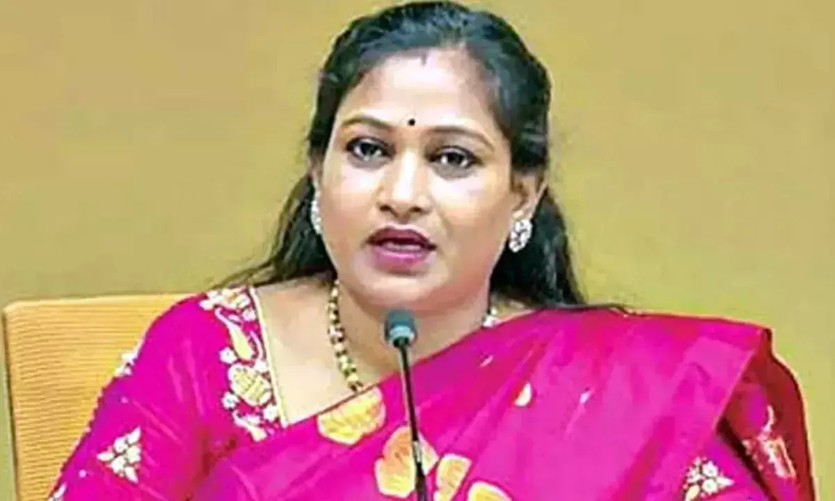 Andhra की गृह मंत्री अनिता ने एरुवाका पूर्णिमा पर शुभकामनाएं दीं