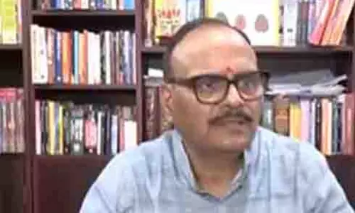 UP में कोविड तैयारी पूरी: ब्रजेश पाठक UP में कोविड तैयारी पूरी: ब्रजेश पाठक