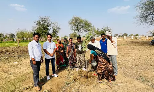 Baran: वंदे गंगा जल संरक्षण अभियान के तहत तालाब पूजन, पौधरोपण एवं जल संरचनाओं का अवलोकन