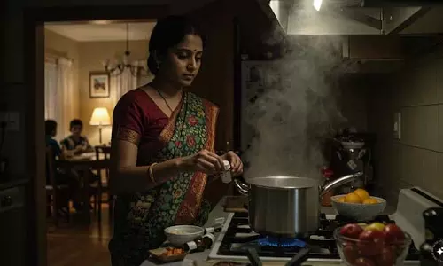 प्रेम कहानी बनी जुर्म की वजह, परिवार को बेहोश कर छिपाया राज़ प्रेम कहानी बनी जुर्म की वजह, परिवार को बेहोश कर छिपाया राज़