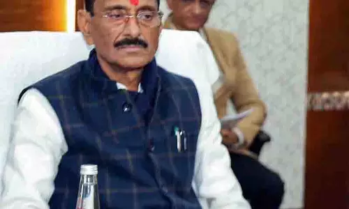 केंद्र ने 2029 तक 3 लाख करोड़ रुपये का रक्षा निर्यात लक्ष्य रखा: Sanjay Seth केंद्र ने 2029 तक 3 लाख करोड़ रुपये का रक्षा निर्यात लक्ष्य रखा: Sanjay Seth