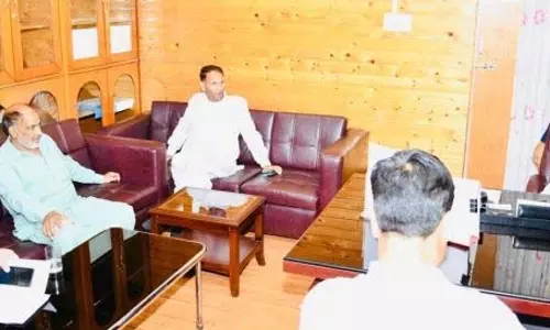 MLA और प्रतिनिधिमंडल ने जावेद राणा से मुलाकात की MLA और प्रतिनिधिमंडल ने जावेद राणा से मुलाकात की