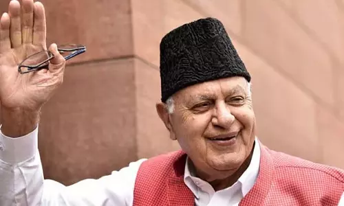 Farooq Abdullah भारत में वैष्णो देवी की तीर्थ यात्रा पर गए