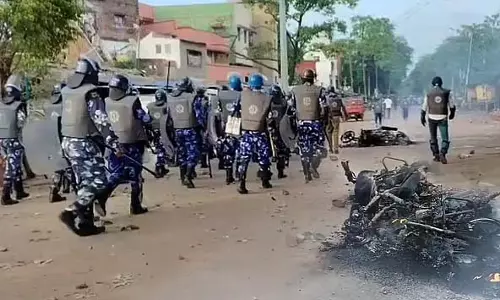 Maheshtala दो समूहों के बीच अशांति का युद्धक्षेत्र बन गया