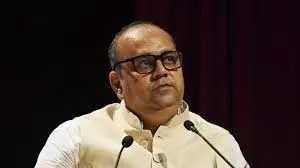 दिल्ली स्वास्थ्य मंत्री ने राजधानी में 3.45 लाख से अधिक स्वास्थ्य कार्ड जारी किए दिल्ली स्वास्थ्य मंत्री ने राजधानी में 3.45 लाख से अधिक स्वास्थ्य कार्ड जारी किए