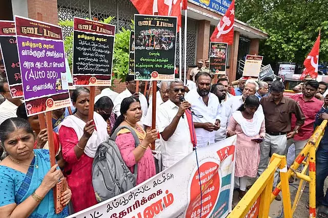 BJP अध्यात्म के नाम पर राजनीतिक सम्मेलन कर रही है: पी. षणमुगम का आरोप BJP अध्यात्म के नाम पर राजनीतिक सम्मेलन कर रही है: पी. षणमुगम का आरोप