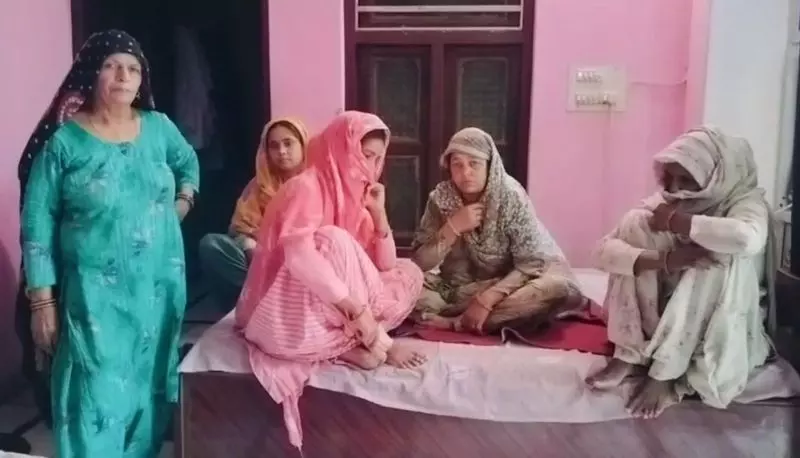 Haryana : मौतों और निर्वासन के बावजूद प्रवास का उन्माद जारी है Haryana : मौतों और निर्वासन के बावजूद प्रवास का उन्माद जारी है