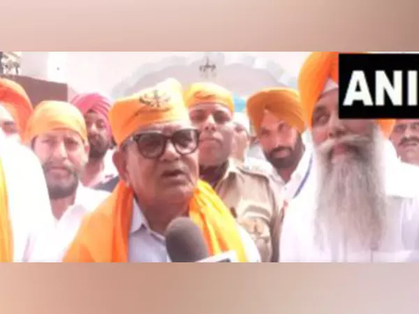 पंजाब के राज्यपाल गुलाब चंद कटारिया ने PM Modi की सराहना की पंजाब के राज्यपाल गुलाब चंद कटारिया ने PM Modi की सराहना की