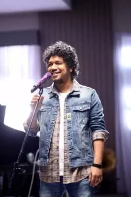 हमनवा गाने के 10 साल पूरे, पापोन ने शेयर किए कुछ दिलचस्प किस्से हमनवा गाने के 10 साल पूरे, पापोन ने शेयर किए कुछ दिलचस्प किस्से