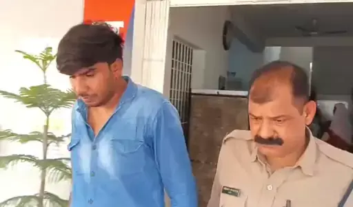फर्जी DSP गिरफ्तार, बिलासपुर पुलिस का खुलासा फर्जी DSP गिरफ्तार, बिलासपुर पुलिस का खुलासा