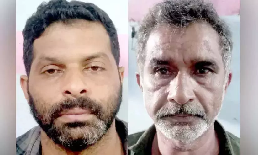 Kerala : पड़ोसी और उसकी पत्नी पर हमला करने के आरोप में दो गिरफ्तार Kerala : पड़ोसी और उसकी पत्नी पर हमला करने के आरोप में दो गिरफ्तार