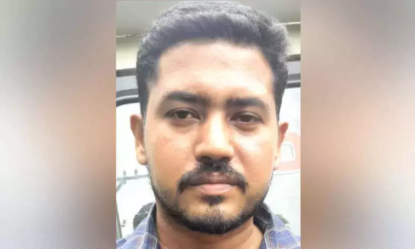 Kerala: विस्फोटकों के साथ युवक गिरफ्तार Kerala: विस्फोटकों के साथ युवक गिरफ्तार