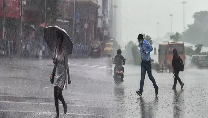 Haridwar: पहाड़ी क्षेत्रों में झमाझम बारिश, मैदानों में चिलचिलाती धूप से लोग परेशान Haridwar: पहाड़ी क्षेत्रों में झमाझम बारिश, मैदानों में चिलचिलाती धूप से लोग परेशान