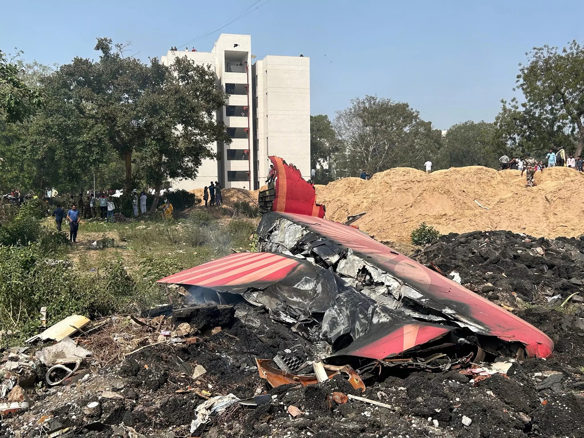 एयर इंडिया विमान के दुर्घटनाग्रस्त होने पर सांसद बृजमोहन अग्रवाल ने जताया दुःख एयर इंडिया विमान के दुर्घटनाग्रस्त होने पर सांसद बृजमोहन अग्रवाल ने जताया दुःख