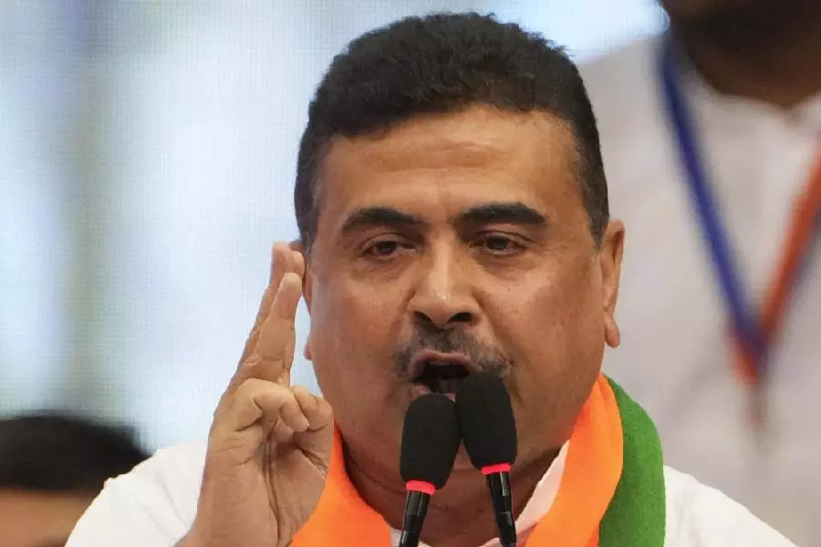 मुर्शिदाबाद-महेशतला हिंसा को लेकर BJP विधायकों ने बंगाल विधानसभा से वॉकआउट किया मुर्शिदाबाद-महेशतला हिंसा को लेकर BJP विधायकों ने बंगाल विधानसभा से वॉकआउट किया
