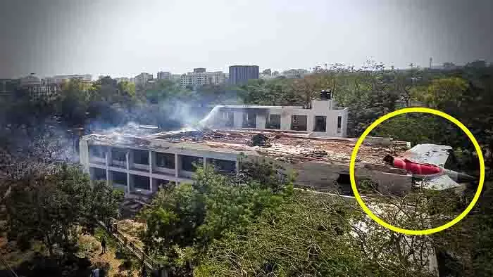 Plane Crash: एअर इंडिया विमान दुर्घटना पर दुनियाभर में शोक, वैश्विक नेताओं ने जताया दुख Plane Crash: एअर इंडिया विमान दुर्घटना पर दुनियाभर में शोक, वैश्विक नेताओं ने जताया दुख