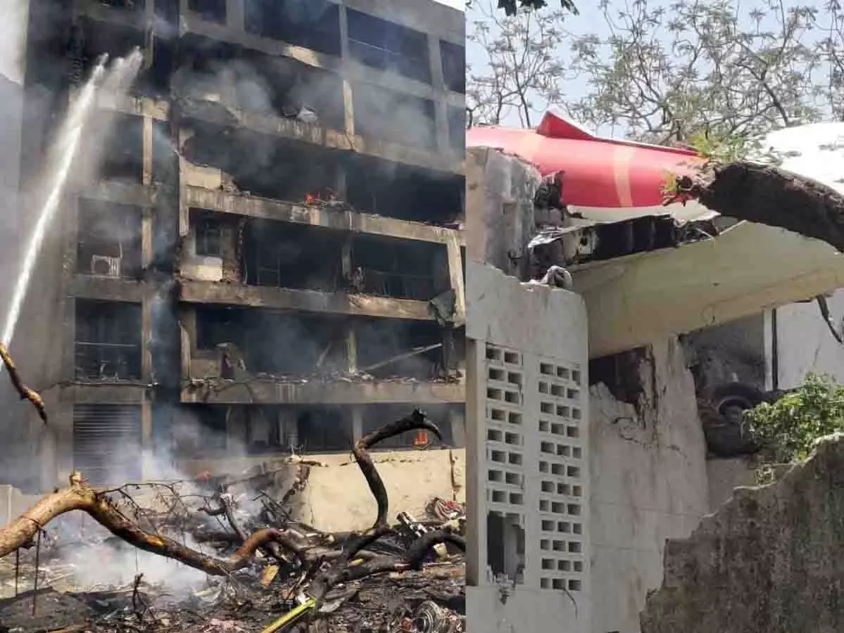 अहमदाबाद एयर इंडिया विमान हादसा, प्लेन क्रैश के बाद सवार सभी 242 लोगों की मौत अहमदाबाद एयर इंडिया विमान हादसा, प्लेन क्रैश के बाद सवार सभी 242 लोगों की मौत