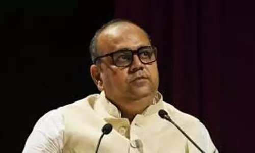 दिल्ली स्वास्थ्य मंत्री ने राजधानी में 3.45 लाख से अधिक स्वास्थ्य कार्ड जारी किए दिल्ली स्वास्थ्य मंत्री ने राजधानी में 3.45 लाख से अधिक स्वास्थ्य कार्ड जारी किए