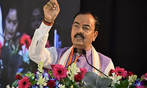 UP उपमुख्यमंत्री ने सपा प्रमुख अखिलेश यादव का मज़ाक उड़ाया