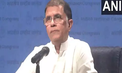 Congress पवन खेड़ा ने सरकार पर चुनाव दस्तावेजों तक जनता की पहुंच को प्रतिबंधित करने का आरोप लगाया