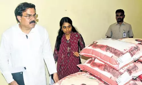 आज से Andhra के सभी सरकारी स्कूलों में मध्याह्न भोजन के लिए उत्तम गुणवत्ता वाला चावल उपलब्ध होगा आज से Andhra के सभी सरकारी स्कूलों में मध्याह्न भोजन के लिए उत्तम गुणवत्ता वाला चावल उपलब्ध होगा