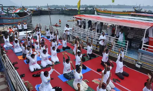 AP: अंतर्राष्ट्रीय योग दिवस से पहले ‘योगांध्र’ ने दो करोड़ पंजीकरण पार कर लिए AP: अंतर्राष्ट्रीय योग दिवस से पहले ‘योगांध्र’ ने दो करोड़ पंजीकरण पार कर लिए