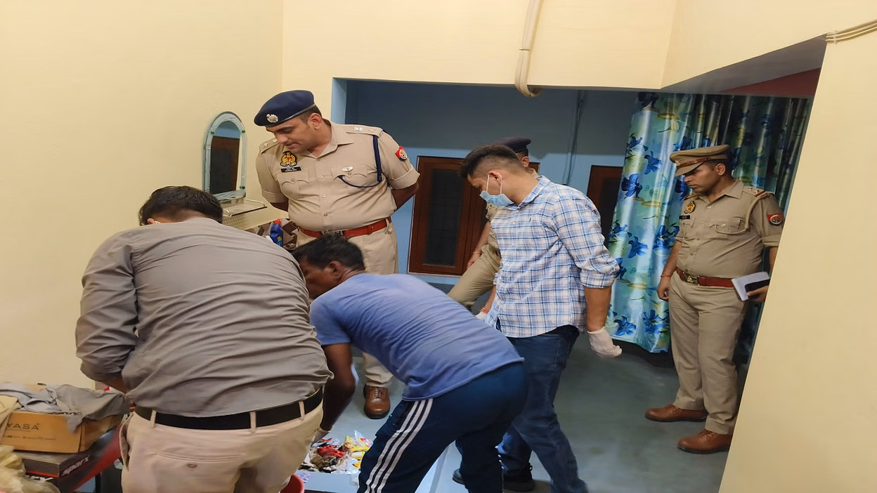 Bareilly: सिपाही का शव कमरे मे खून से लथपथ मिला