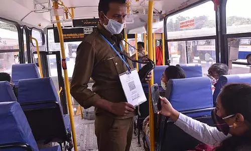 BMTC की उपलब्धि: UPI टिकट राजस्व 50% तक पहुंचा BMTC की उपलब्धि: UPI टिकट राजस्व 50% तक पहुंचा
