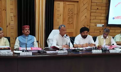 PAC ने चंबा विकास परियोजनाओं की समीक्षा की PAC ने चंबा विकास परियोजनाओं की समीक्षा की