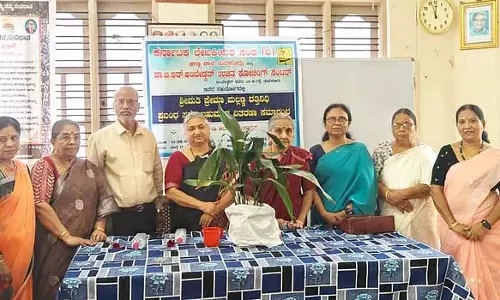 निबंध प्रतियोगिता: पुरस्कार समारोह