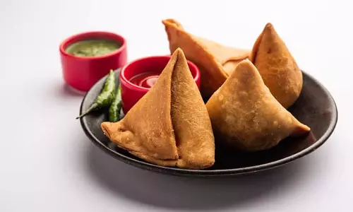 सुबह खाली पेट भूलकर भी न खाएं ये 4 चीज़ें, वरना हो सकती है गैस और एसिडिटी