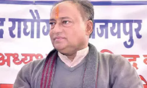 Congress  ने लक्ष्मण को 6 साल के लिए निष्कासित किया