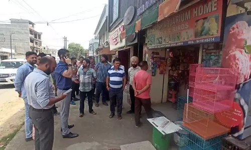 Jammu नगर निगम ने अपंजीकृत पालतू पशु विक्रेताओं पर कार्रवाई की Jammu नगर निगम ने अपंजीकृत पालतू पशु विक्रेताओं पर कार्रवाई की