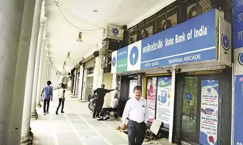 शीर्ष 8 बैंक अपनी 1-वर्षीय सावधि जमा पर ये दरें प्रदान करते हैं