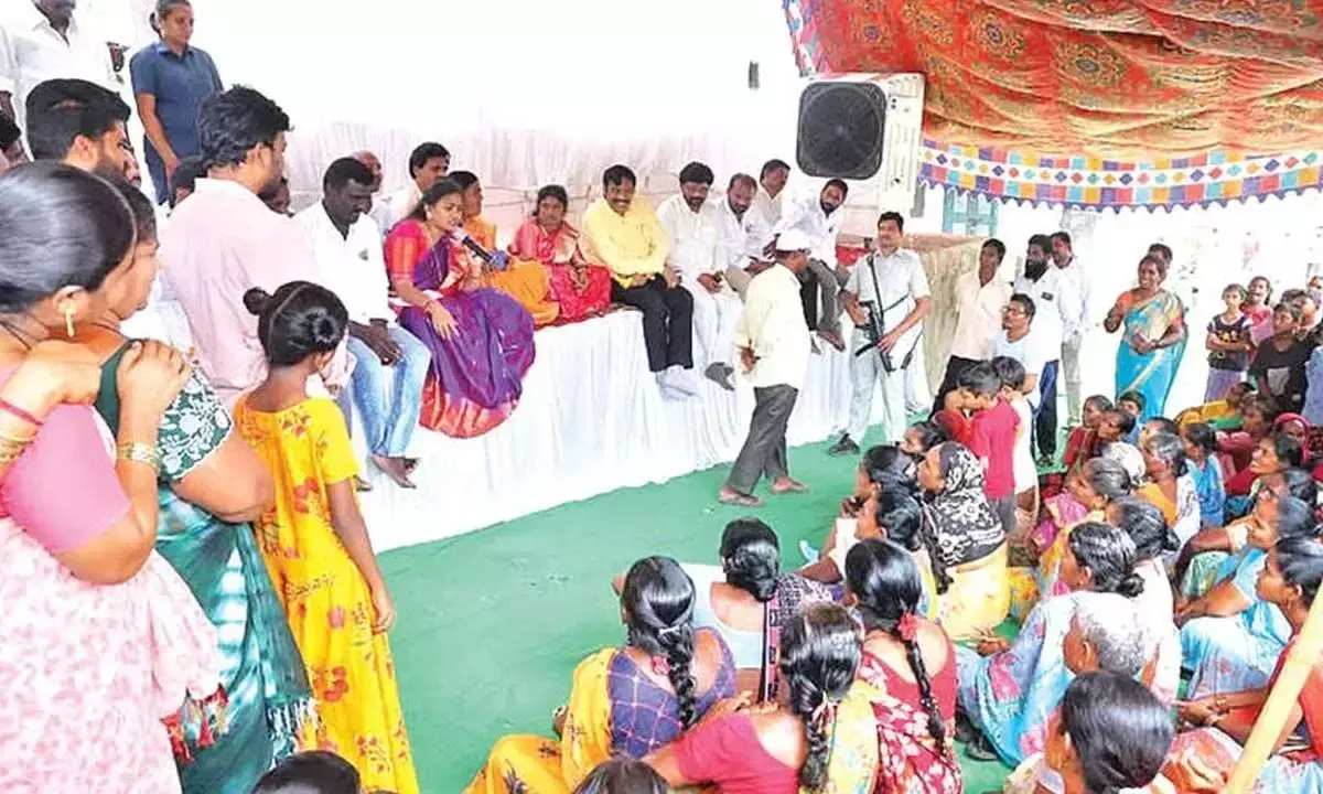 Andhra: नक्कापल्ली सरकारी अस्पताल को 100 बिस्तरों का किया जाएगा अपग्रेड Andhra: नक्कापल्ली सरकारी अस्पताल को 100 बिस्तरों का किया जाएगा अपग्रेड
