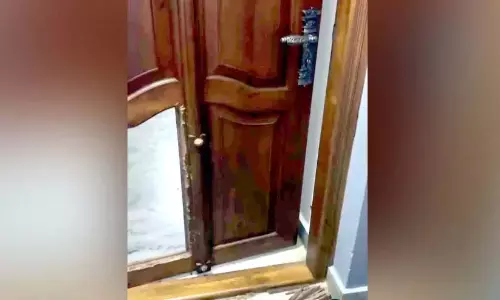 Kerala : कोट्टाकल में एक और चोरी, दरवाजा तोड़कर की चोरी Kerala : कोट्टाकल में एक और चोरी, दरवाजा तोड़कर की चोरी