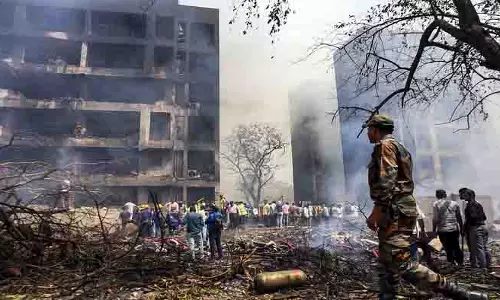Ahmedabad Plane Crash: एयर इंडिया प्लेन क्रैश, किसी के बचने की उम्मीद नहीं, एअर इंडिया हादसे पर बोले पुलिस कमिश्नर Ahmedabad Plane Crash: एयर इंडिया प्लेन क्रैश, किसी के बचने की उम्मीद नहीं, एअर इंडिया हादसे पर बोले पुलिस कमिश्नर