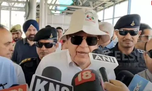SMVD दरगाह पर शांति, प्रेम, भाईचारे के लिए प्रार्थना की: अब्दुल्ला SMVD दरगाह पर शांति, प्रेम, भाईचारे के लिए प्रार्थना की: अब्दुल्ला