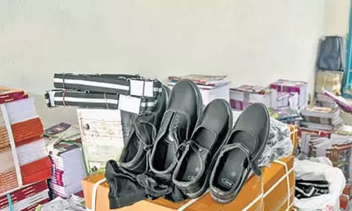 Andhra प्रदेश में 35.94 लाख छात्रों को शिक्षा किट