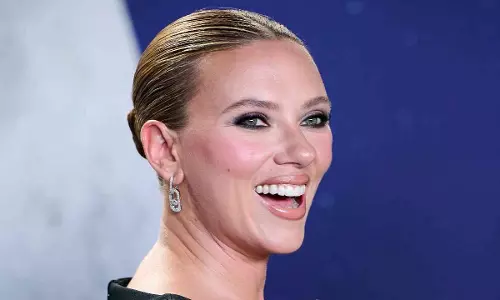 Scarlett Johansson को मार्वल के विशाल कलाकारों के साथ काम करते हुए संकोची