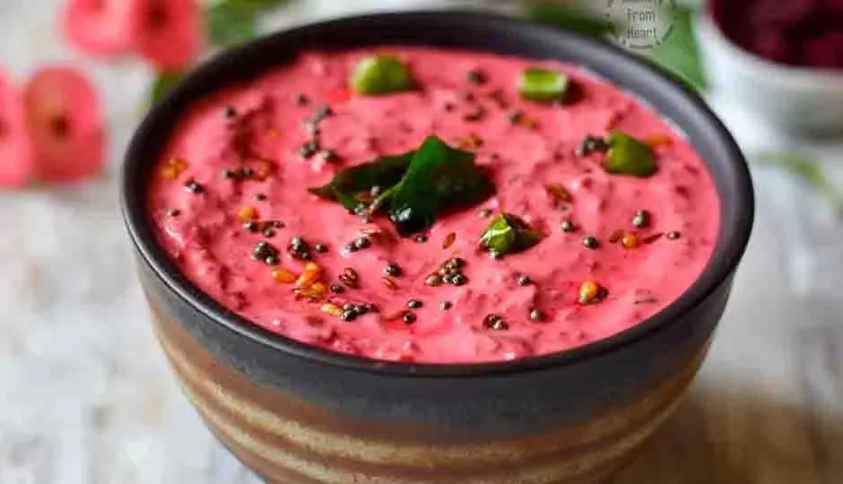 Beetroot Raita: इसके सेवन से होते हैं कई स्वास्थ्य लाभ Beetroot Raita: इसके सेवन से होते हैं कई स्वास्थ्य लाभ