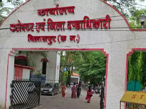 फ्लाईओवर प्रोजेक्ट में 6 गांव शामिल, जमीन खरीदी-बिक्री पर लगी रोक फ्लाईओवर प्रोजेक्ट में 6 गांव शामिल, जमीन खरीदी-बिक्री पर लगी रोक