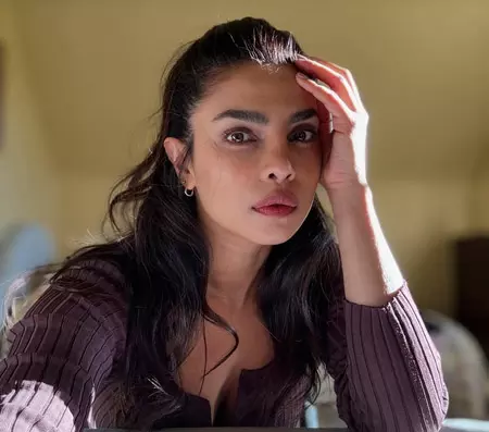 प्रियंका चोपड़ा जोनास ने एयर इंडिया ड्रीमलाइनर हादसे पर जताया दुख प्रियंका चोपड़ा जोनास ने एयर इंडिया ड्रीमलाइनर हादसे पर जताया दुख
