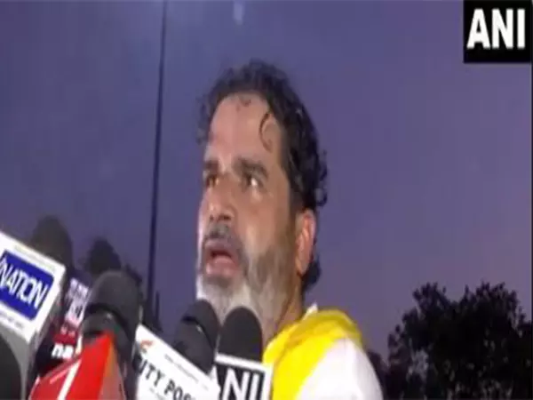 जन सुराज पार्टी के संस्थापक Prashant Kishore ने AI 171 विमान दुर्घटना पर दुख व्यक्त किया जन सुराज पार्टी के संस्थापक Prashant Kishore ने AI 171 विमान दुर्घटना पर दुख व्यक्त किया