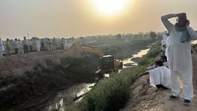 Haryana : नल्हड़ मेडिकल कॉलेज में स्वास्थ्य सेवाओं की बदहाली को लेकर विरोध प्रदर्शन Haryana : नल्हड़ मेडिकल कॉलेज में स्वास्थ्य सेवाओं की बदहाली को लेकर विरोध प्रदर्शन
