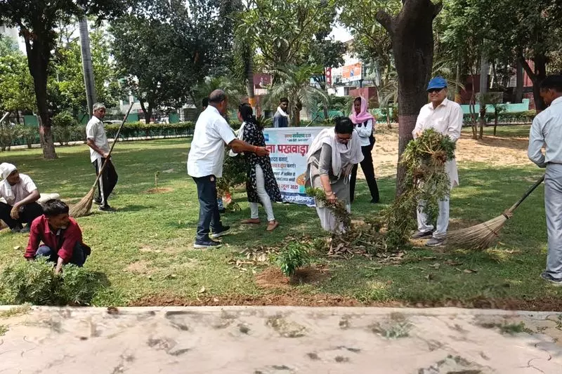 Yamunanagar को स्वच्छ रखने के लिए सामाजिक संगठनों ने नगर निगम के साथ हाथ मिलाया Yamunanagar को स्वच्छ रखने के लिए सामाजिक संगठनों ने नगर निगम के साथ हाथ मिलाया